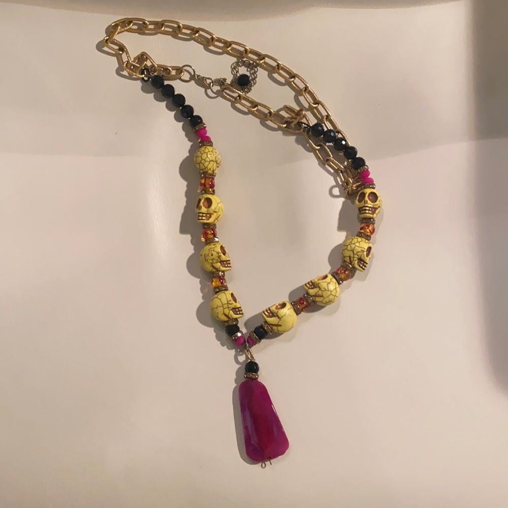 Scull necklace with semi-precious stones